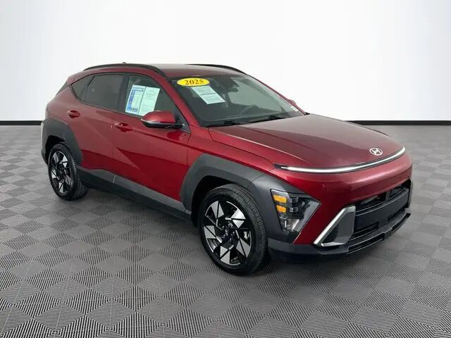 2025 Hyundai KONA SEL — photo 1 of 43