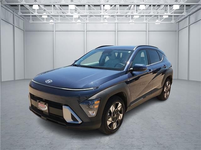2025 Hyundai Kona SEL (IVT) Front-Wheel Drive — photo 1 of 13