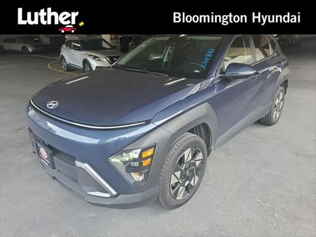 2024 Hyundai KONA SEL — photo 1 of 10