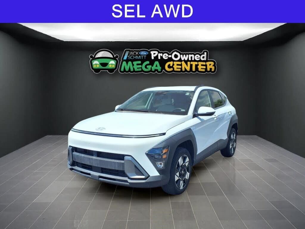 2024 Hyundai KONA SEL — photo 1 of 1