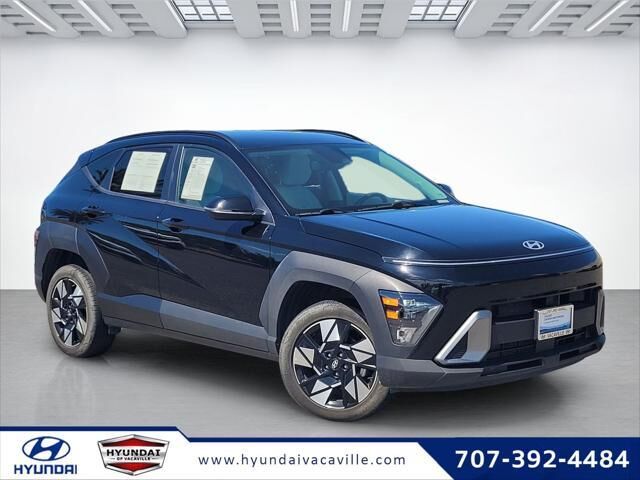 2025 Hyundai KONA SEL — photo 1 of 13