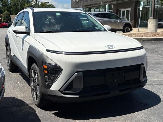 2024 Hyundai KONA SEL — photo 1 of 4