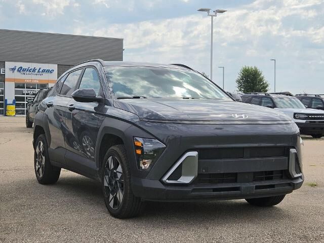 2024 Hyundai KONA SEL — photo 1 of 13