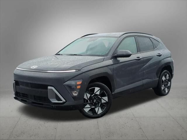 2025 Hyundai KONA SEL — photo 1 of 13
