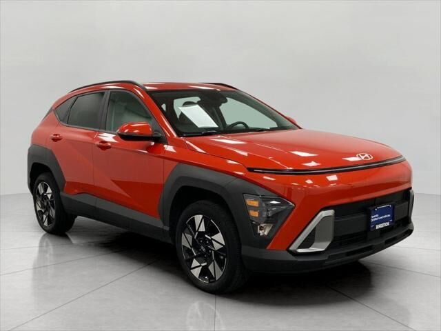 2025 Hyundai KONA SEL — photo 1 of 23