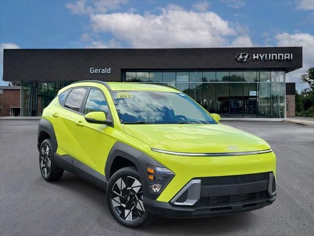 2025 Hyundai KONA SEL — photo 1 of 13