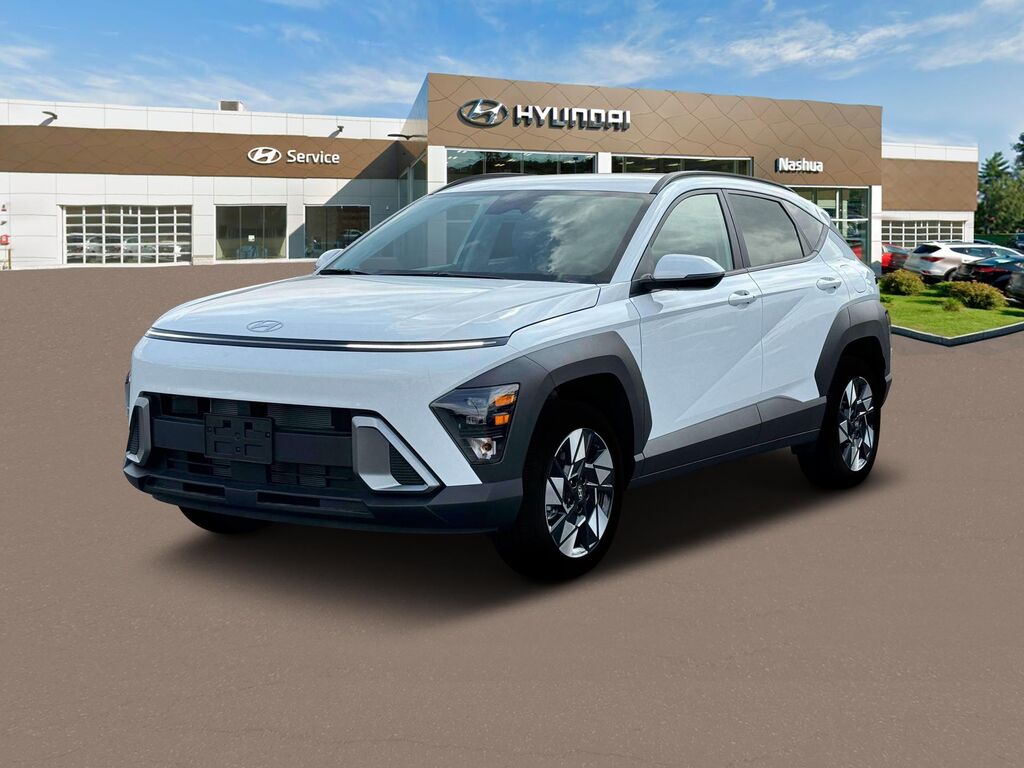 2025 Hyundai KONA SEL — photo 1 of 17