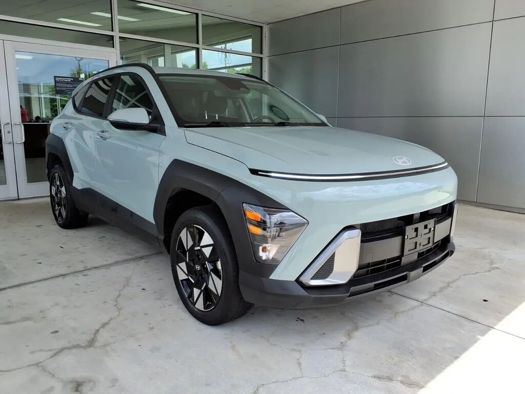 2024 Hyundai KONA SEL — photo 1 of 26