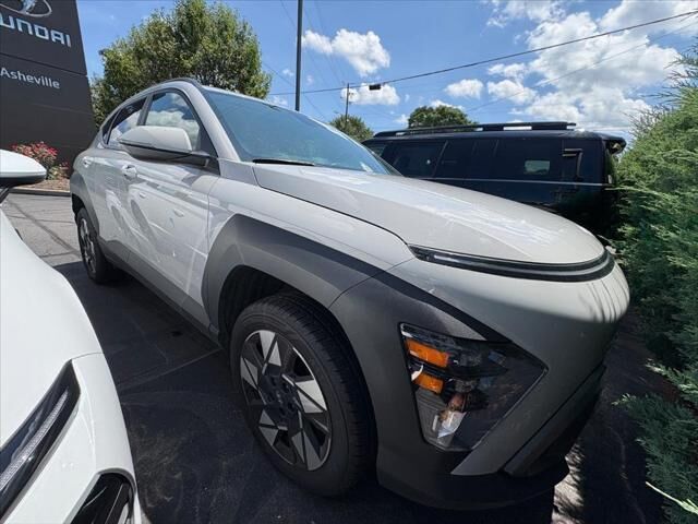 2024 Hyundai KONA SEL — photo 1 of 4