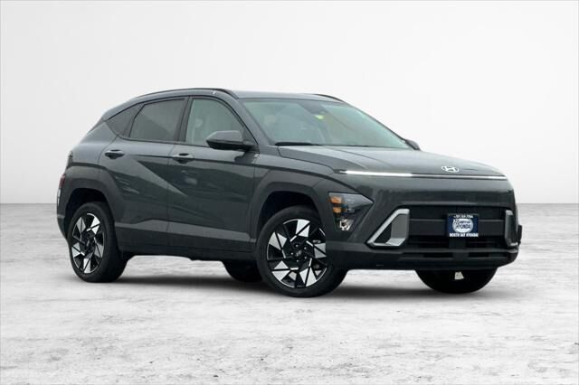 2025 Hyundai KONA SEL — photo 1 of 13