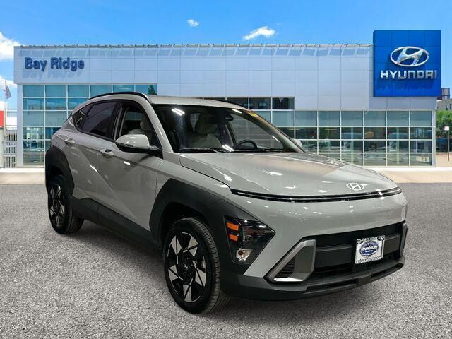 2025 Hyundai KONA SEL — photo 1 of 38
