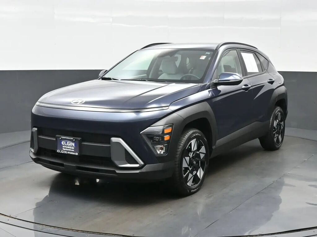 2025 Hyundai KONA SEL — photo 1 of 13