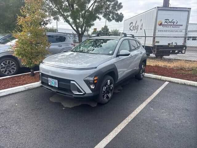 2025 Hyundai KONA SEL — photo 1 of 4