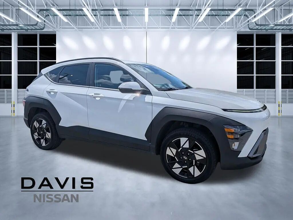 2024 Hyundai KONA SEL — photo 1 of 30