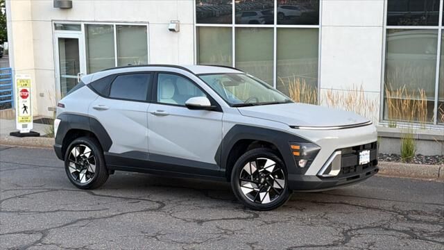 2024 Hyundai KONA SEL — photo 1 of 13