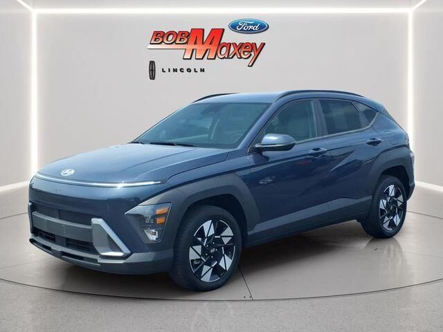 2025 Hyundai KONA SEL — photo 1 of 26