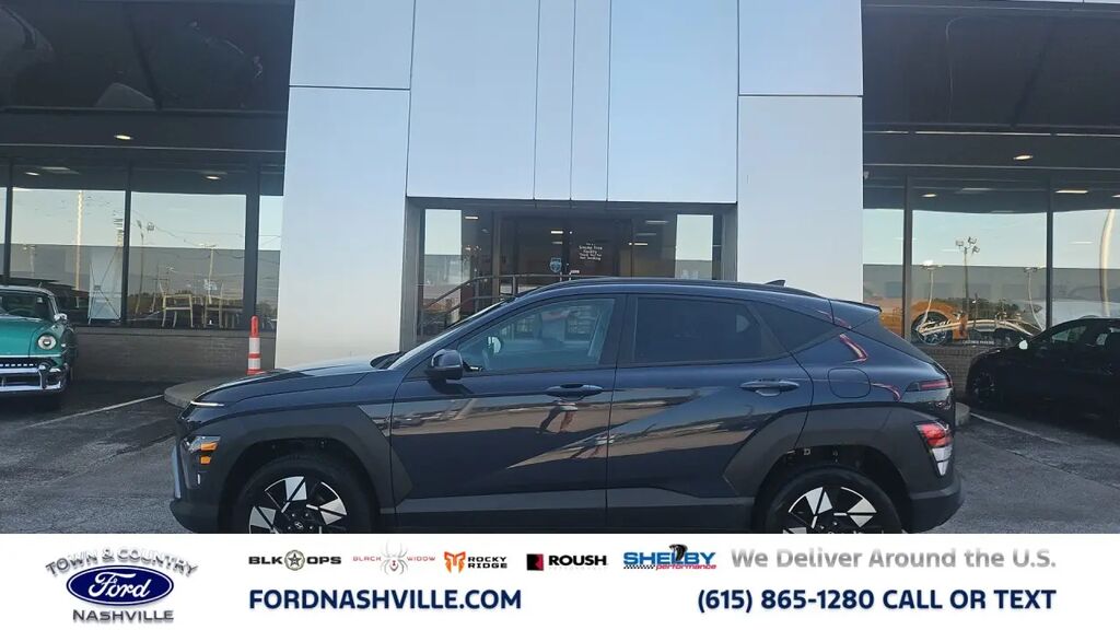 2025 Hyundai KONA SEL — photo 1 of 13