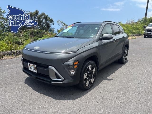 2025 Hyundai KONA SEL — photo 1 of 13