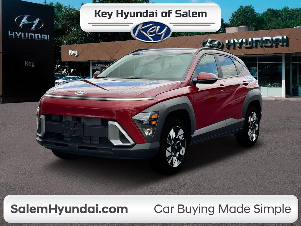 2025 Hyundai KONA SEL — photo 1 of 13
