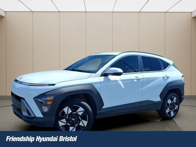 2025 Hyundai KONA SEL — photo 1 of 13