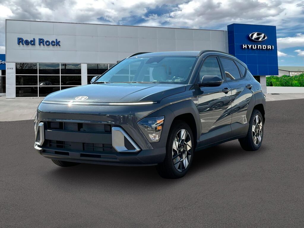 2025 Hyundai KONA SEL — photo 1 of 13