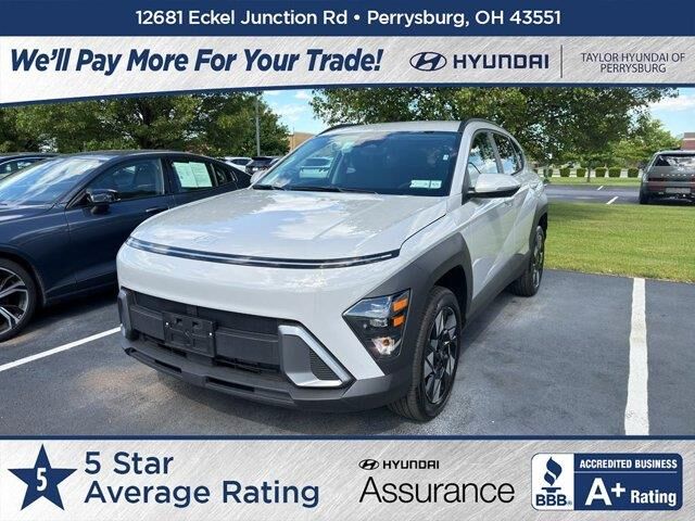 2025 Hyundai KONA SEL — photo 1 of 8