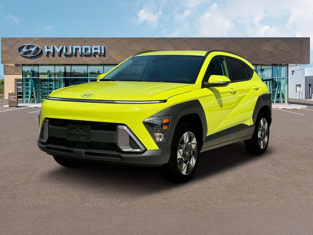 2025 Hyundai KONA SEL — photo 1 of 13
