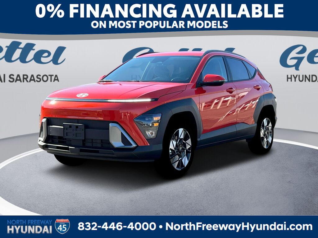 2025 Hyundai KONA SEL Convenience — photo 1 of 13