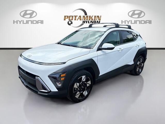 2025 Hyundai KONA SEL Convenience — photo 1 of 13