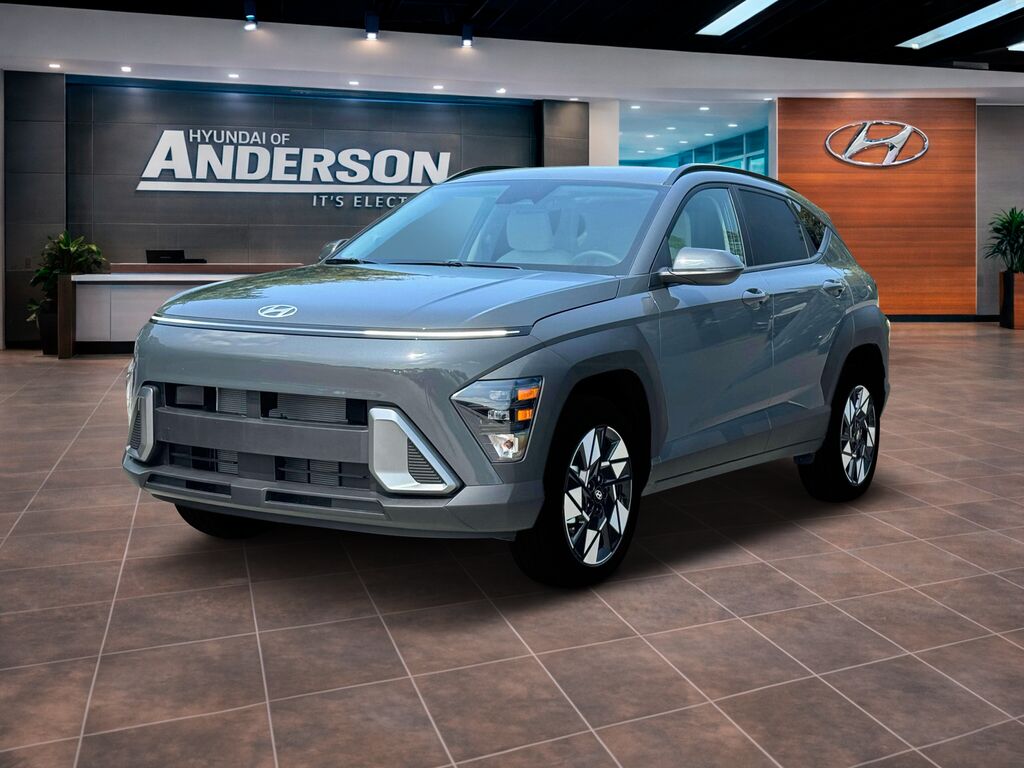 2025 Hyundai KONA SEL Convenience — photo 1 of 38