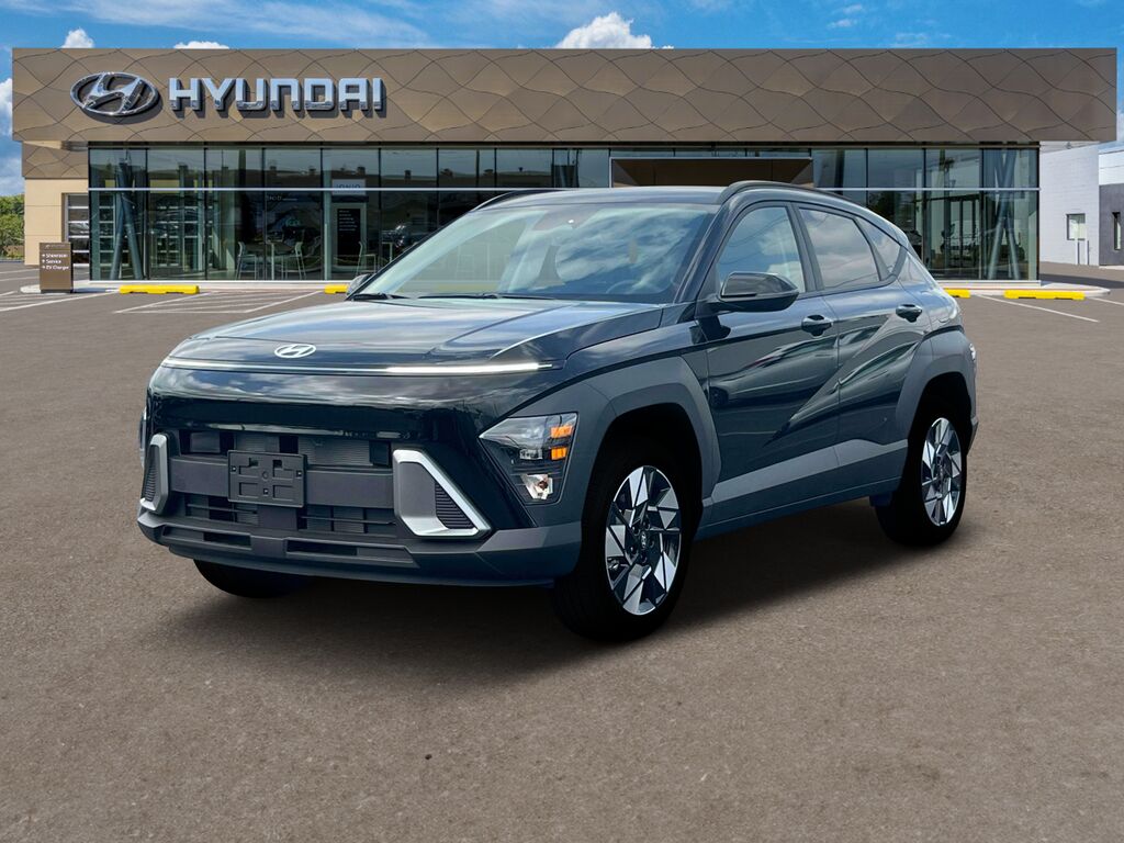 2025 Hyundai KONA SEL Convenience — photo 1 of 26