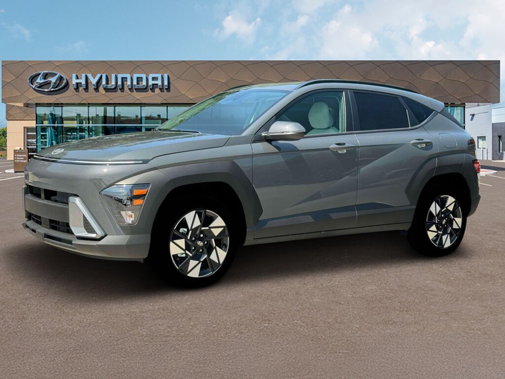 2025 Hyundai KONA SEL Convenience — photo 1 of 11