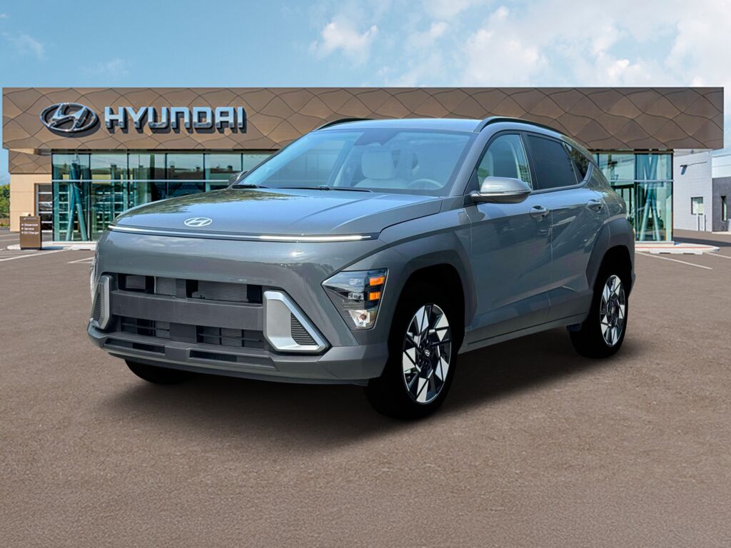 2025 Hyundai KONA SEL Convenience — photo 1 of 12