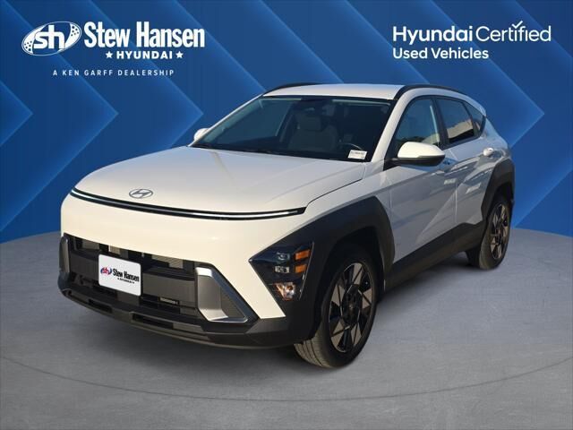 2025 Hyundai KONA SEL Convenience — photo 1 of 13