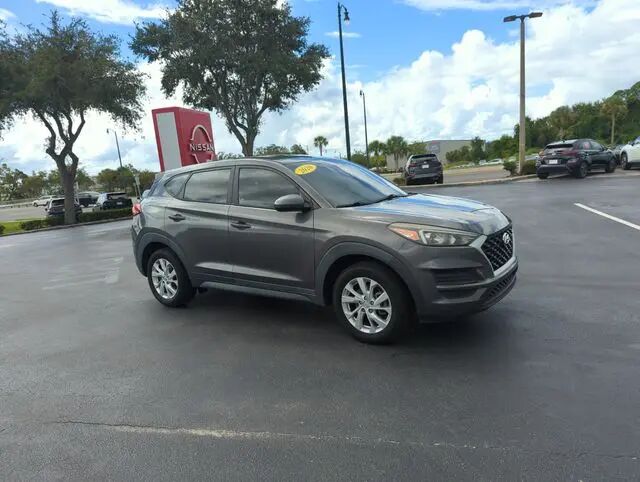 2020 Hyundai TUCSON SE