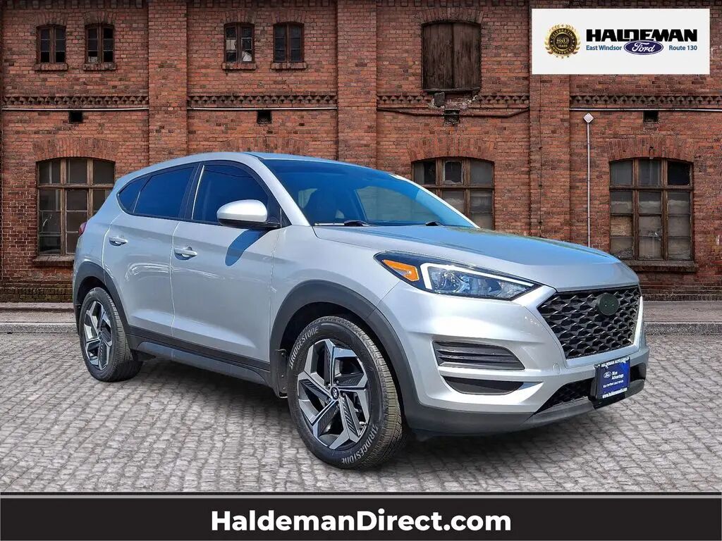 2021 Hyundai TUCSON SE — photo 1 of 22