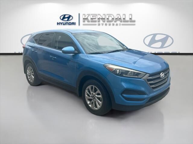 2016 Hyundai TUCSON SE — photo 1 of 13