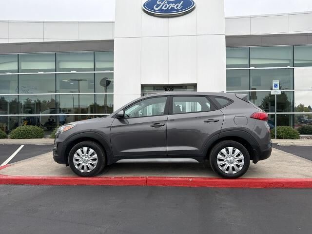 2020 Hyundai TUCSON SE — photo 1 of 13