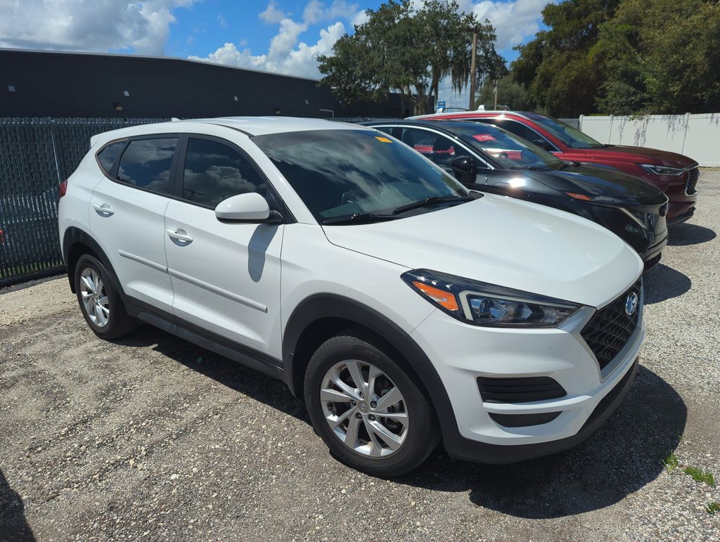2021 Hyundai Tucson SE — photo 1 of 13