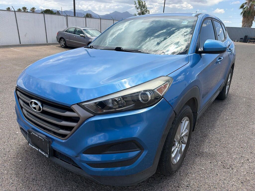2016 Hyundai TUCSON SE — photo 1 of 13