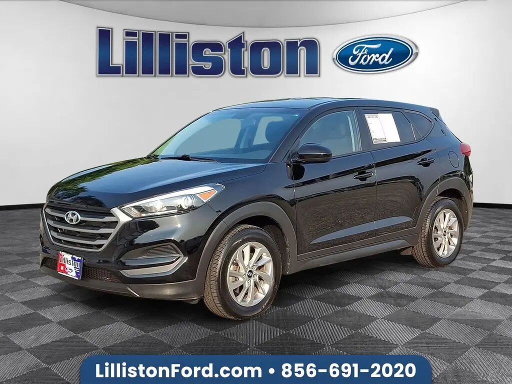 2017 Hyundai TUCSON SE — photo 1 of 55