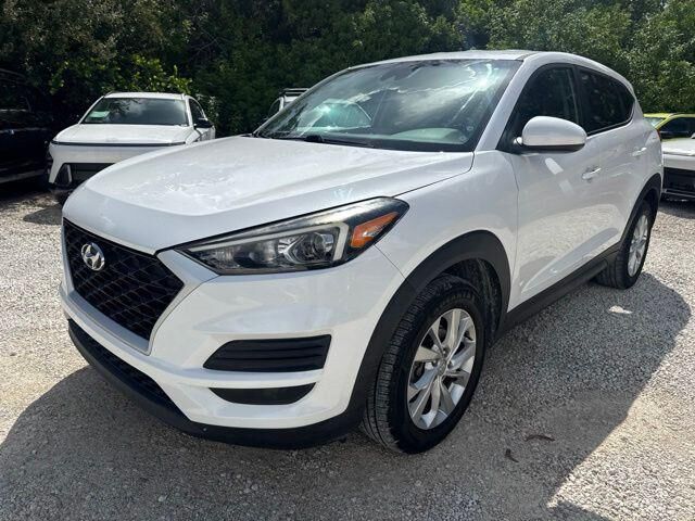 2021 Hyundai TUCSON SE — photo 1 of 13