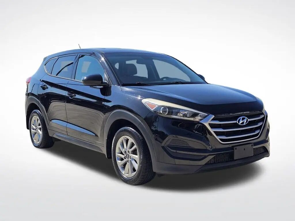 2018 Hyundai TUCSON SE — photo 1 of 13