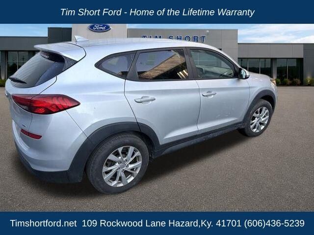 2019 Hyundai TUCSON SE — photo 1 of 9