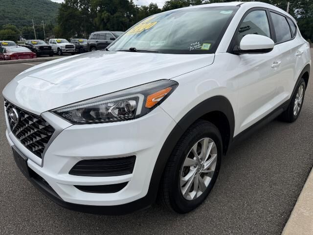 2020 Hyundai TUCSON SE — photo 1 of 13
