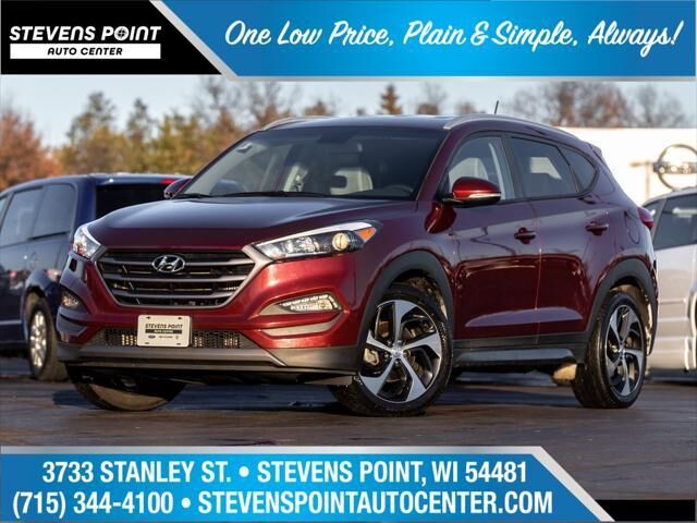 2016 Hyundai TUCSON Sport — photo 1 of 17