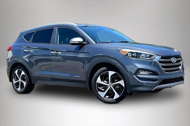 2016 Hyundai TUCSON Limited — photo 1 of 13