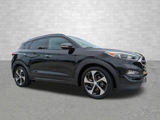 2016 Hyundai TUCSON Limited — photo 1 of 13