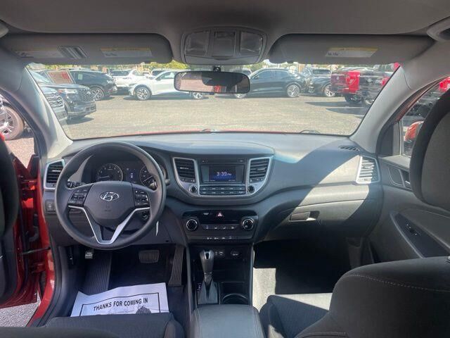 2016 Hyundai TUCSON SE