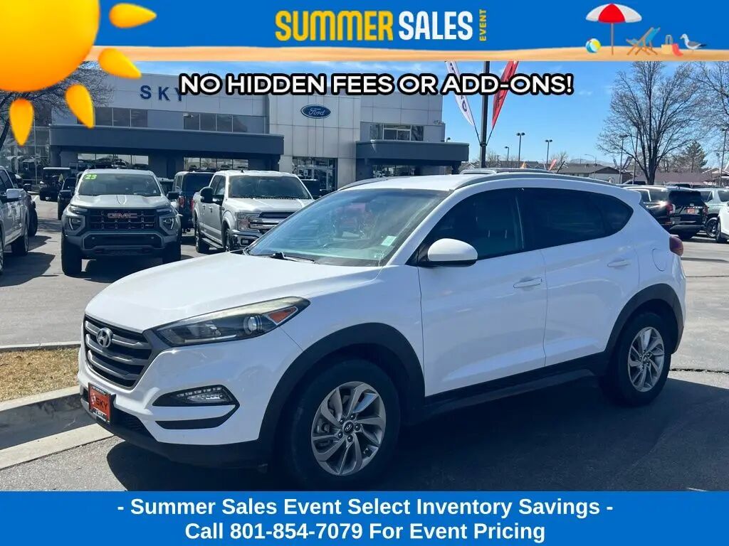 2016 Hyundai TUCSON SE — photo 1 of 19
